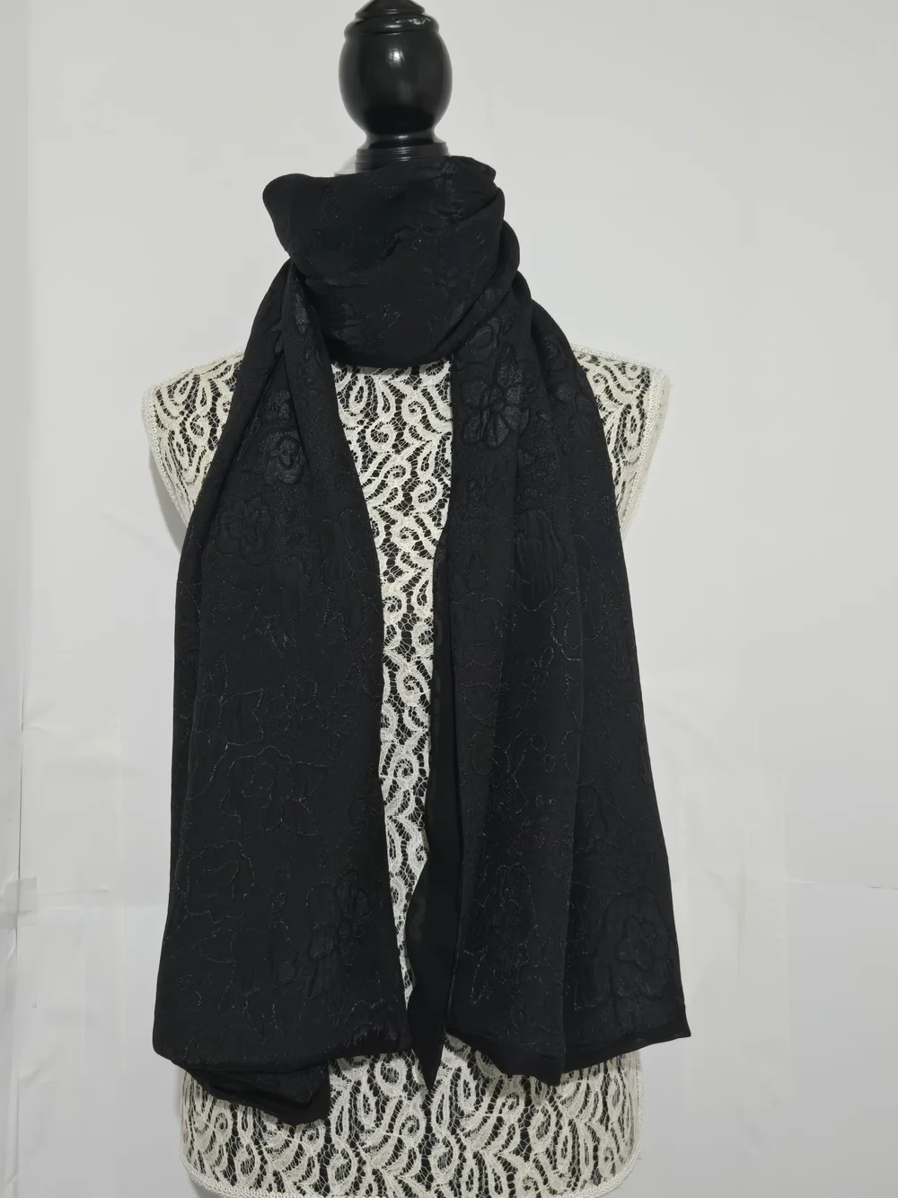 Elegant Black Floral Jacquard Scarf - Women Accessories